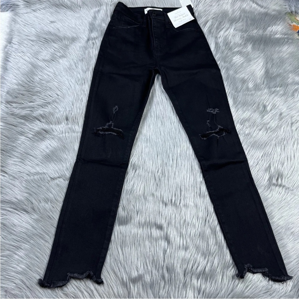 Abercrombie & Fitch Black Super Skinny Ankle High Rise Distressed Jeans